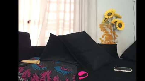 Snapshot of petitebony2478 chatting on 23, 4, 2026 ebonyshawtypetit online show from 23, 4, 2026