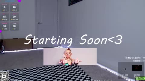 Snapshot of petitebrat chatting on 18, 1, 2025 PiperAvery online show from 18, 1, 2025