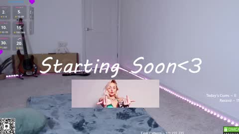 Snapshot of petitebrat chatting on 4, 2, 2025 PiperAvery online show from 4, 2, 2025