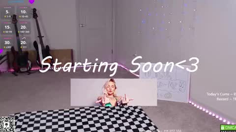 Snapshot of petitebrat chatting on 19, 2, 2025 PiperAvery online show from 19, 2, 2025