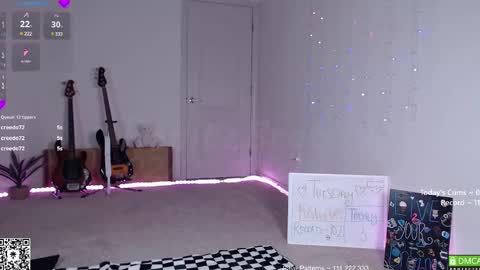 Snapshot of petitebrat chatting on 25, 2, 2025 PiperAvery online show from 25, 2, 2025