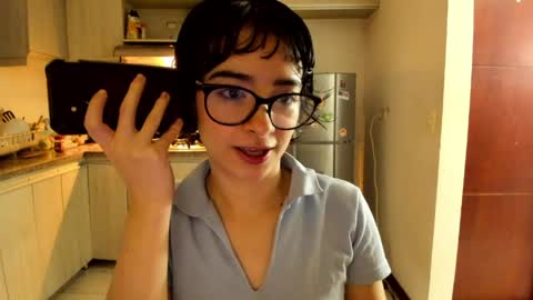 Lunna online show from 28, 4, 2026