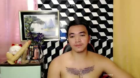 Snapshot of petitehugecockxnxxx chatting on 2, 3, 2026 Call me jake online show from 2, 3, 2026