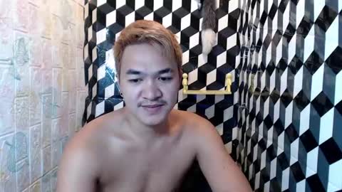 Snapshot of petitehugecockxnxxx chatting on 11, 6, 2026 Call me jake online show from 11, 6, 2026
