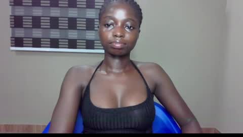 petitexxebony online show from 29, 5, 2026