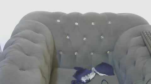 petitpearl online show from 14, 2, 2025