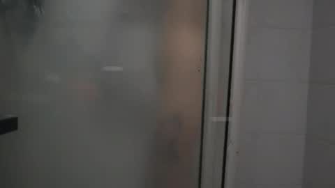 i.. .U can call me Nick ....    Help me to reach 200 thumbs up online show from 28, 3, 2026