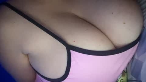 Snapshot of peular chatting on 20, 6, 2026 peular online show from 20, 6, 2026