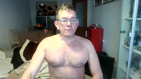 Snapshot of pg19clp4191zm chatting on 12, 1, 2026 Alex online show from 12, 1, 2026