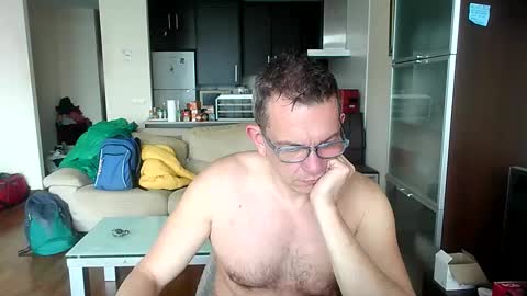 Snapshot of pg19clp4191zm chatting on 5, 3, 2026 Alex online show from 5, 3, 2026