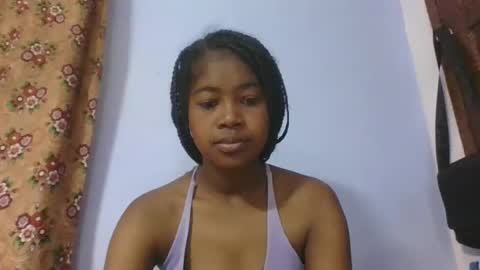 phania185885 online show from 12, 4, 2026