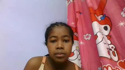 phania185885 online show from 24, 4, 2026