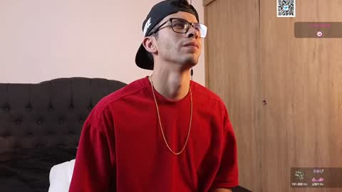 Snapshot of phantom_bigger1 chatting on 16, 1, 2025 phantom_bigger1 online show from 16, 1, 2025