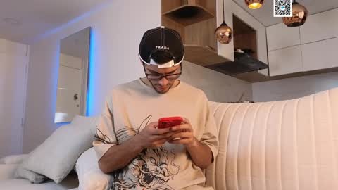 Snapshot of phantom_bigger1 chatting on 3, 2, 2025 phantom_bigger1 online show from 3, 2, 2025