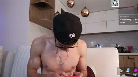 Snapshot of phantom_bigger1 chatting on 13, 2, 2025 phantom_bigger1 online show from 13, 2, 2025