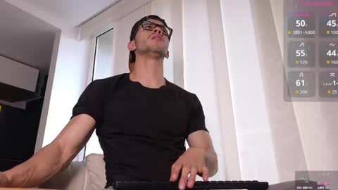 Snapshot of phantom_bigger1 chatting on 14, 9, 2025 phantom_bigger1 online show from 14, 9, 2025