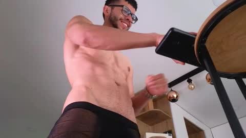 Snapshot of phantom_bigger1 chatting on 5, 11, 2025 phantom_bigger1 online show from 5, 11, 2025