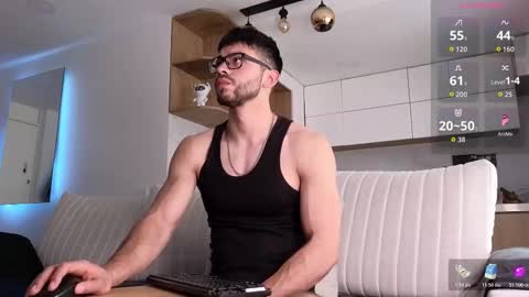 Snapshot of phantom_bigger1 chatting on 23, 11, 2025 phantom_bigger1 online show from 23, 11, 2025