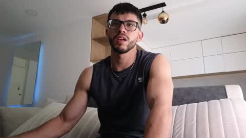 Snapshot of phantom_bigger1 chatting on 9, 1, 2026 phantom_bigger1 online show from 9, 1, 2026