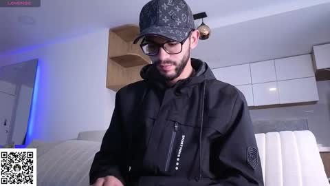 Snapshot of phantom_bigger1 chatting on 28, 2, 2026 phantom_bigger1 online show from 28, 2, 2026