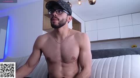 Snapshot of phantom_bigger1 chatting on 2, 3, 2026 phantom_bigger1 online show from 2, 3, 2026