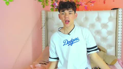 PHILLIP online show from 15, 6, 2026