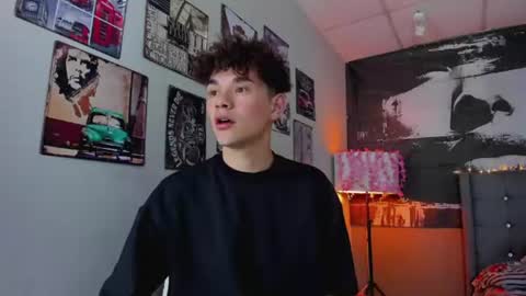 PHILLIP online show from 30, 7, 2026