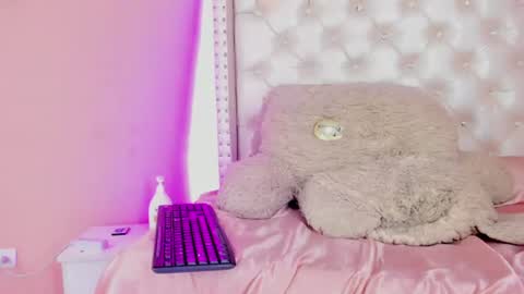 PHILLIP online show from 3, 8, 2026