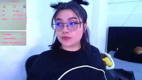 phylavell_ online show from 2, 7, 2026