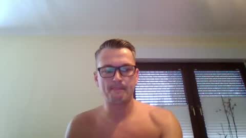 piercingsxxx online show from 7, 7, 2026