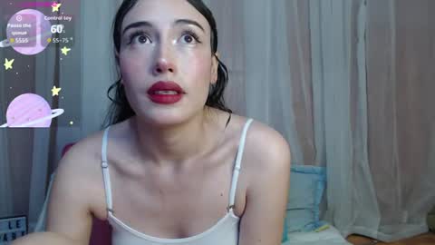 Snapshot of piink_sky chatting on 10, 8, 2026 Sky online show from 10, 8, 2026
