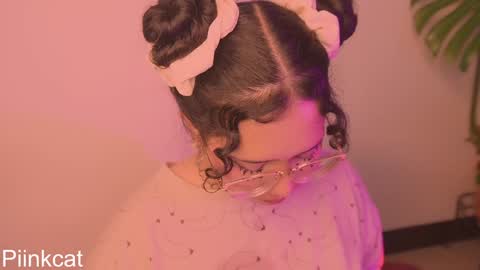 Snapshot of piinkcat chatting on 7, 2, 2025 Emi online show from 7, 2, 2025