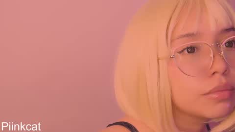Snapshot of piinkcat chatting on 5, 3, 2025 Emi online show from 5, 3, 2025