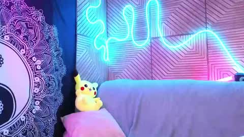 Sonya online show from 24, 4, 2026