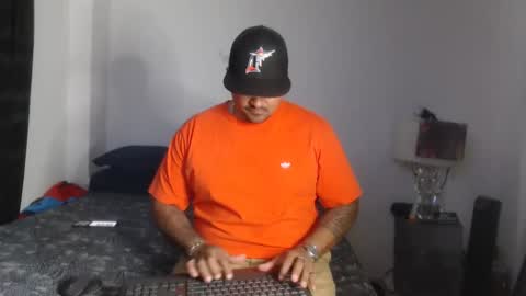 pikoro_gomez online show from 20, 2, 2025