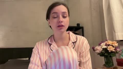 Snapshot of pileacadieri__ chatting on 8, 3, 2025 Trisha online show from 8, 3, 2025