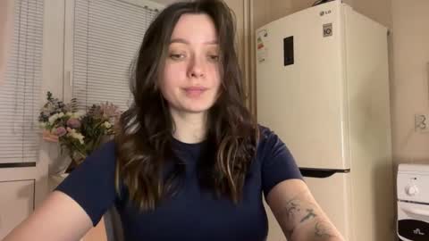 Snapshot of pileacadieri__ chatting on 12, 11, 2025 Trisha online show from 12, 11, 2025