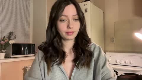 Snapshot of pileacadieri__ chatting on 17, 11, 2025 Trisha online show from 17, 11, 2025