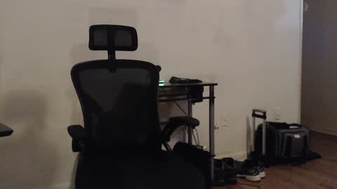 Snapshot of pilot_dave_69 chatting on 19, 1, 2025 Dave online show from 19, 1, 2025