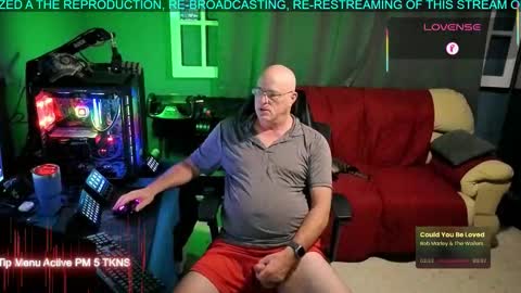 Snapshot of pilot_dave_69 chatting on 16, 9, 2025 Dave online show from 16, 9, 2025