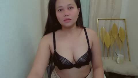 Snapshot of pinay_juliet chatting on 16, 5, 2026 pinay_juliet online show from 16, 5, 2026