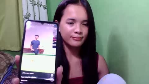 pinaymorena_rhowe online show from 19, 12, 2024