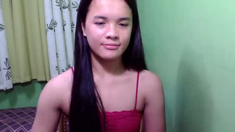 pinaymorena_rhowe online show from 23, 12, 2024