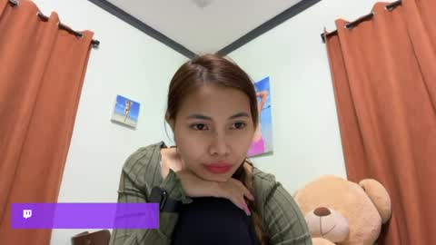 pinaypetite971689 online show from 10, 11, 2025