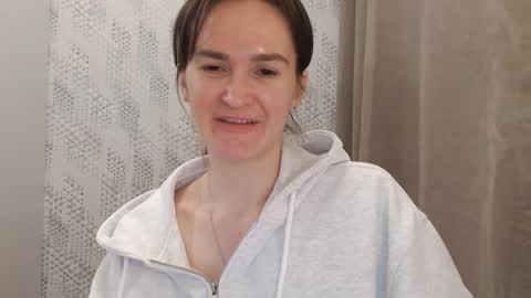       online show from 22, 2, 2025