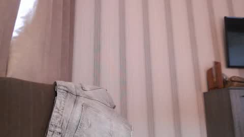       online show from 7, 11, 2025