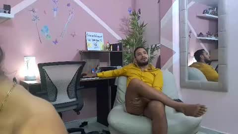 pineappleflipped online show from 21, 7, 2026