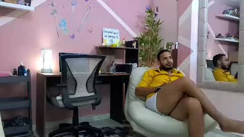 pineappleflipped online show from 22, 7, 2026