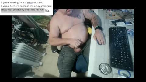 Snapshot of pini_z chatting on 14, 1, 2025 pini_z online show from 14, 1, 2025