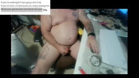 Snapshot of pini_z chatting on 4, 2, 2025 pini_z online show from 4, 2, 2025